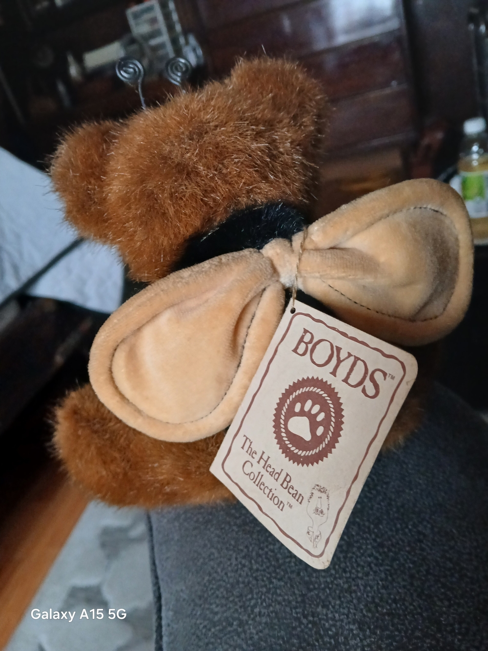 Boyds Bears Brown Plush Bee Bear with Honey Pot - Picture 4 of 4